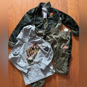Boys Nike camo green orange 3 piece set
